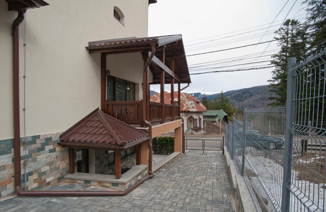Uphill Residence Sinaia Exterior photo